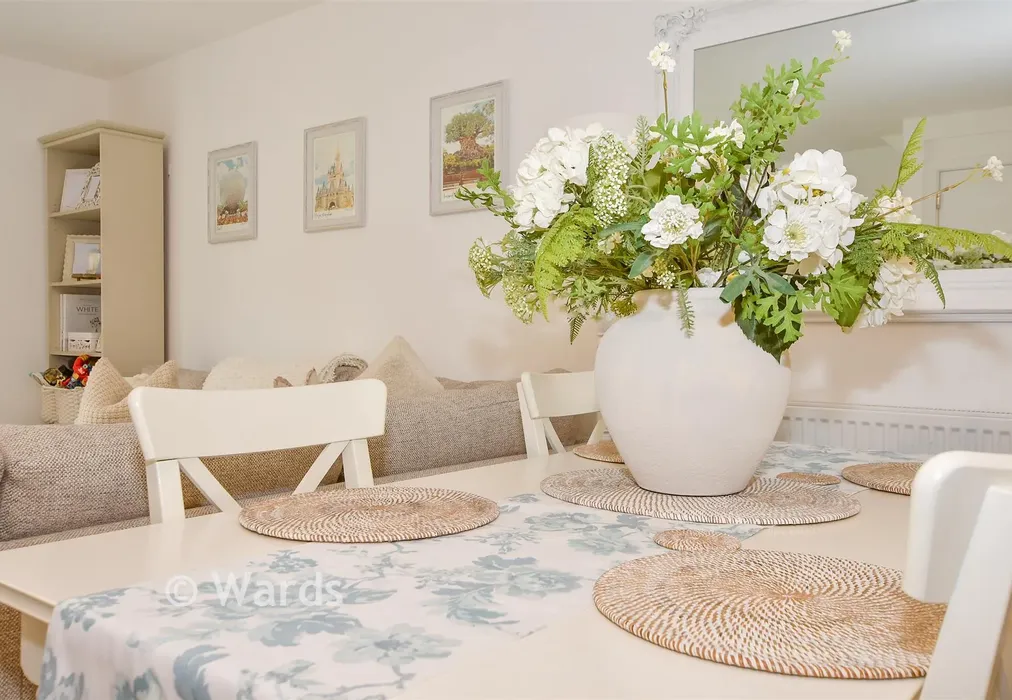 Internal Lifestyle Photograph - Ruby Close, Maidstone, Kent - Wards of Kent