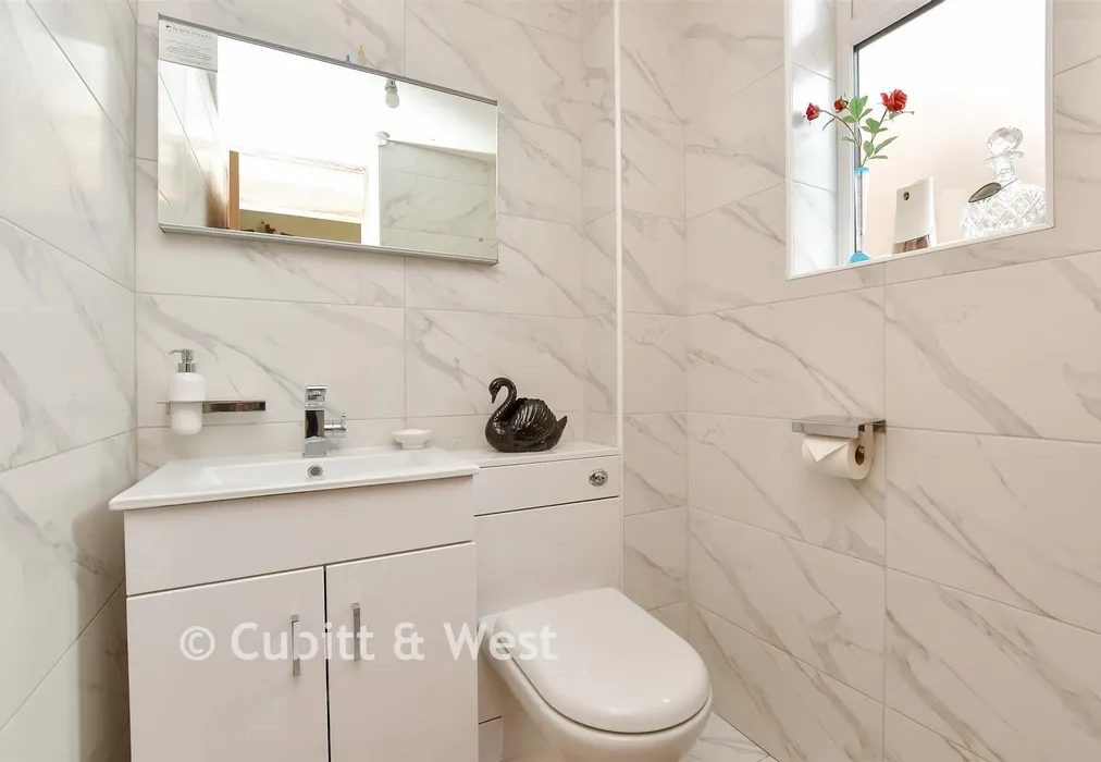 Cloakroom - Observatory Walk, Redhill, Surrey - Wards of Kent