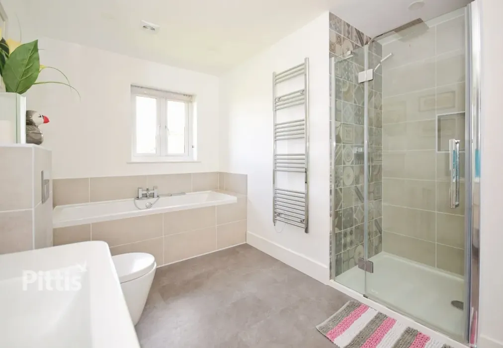 - Marvel Lane Newport PO30 - Wards of Kent