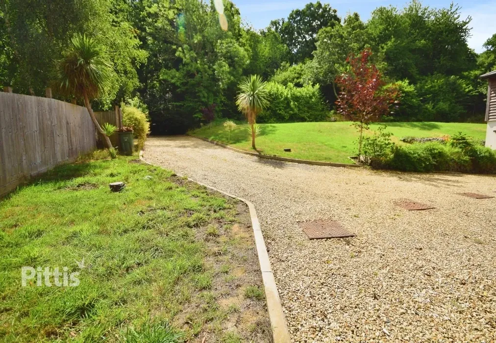  - Marvel Lane Newport PO30 - Wards of Kent