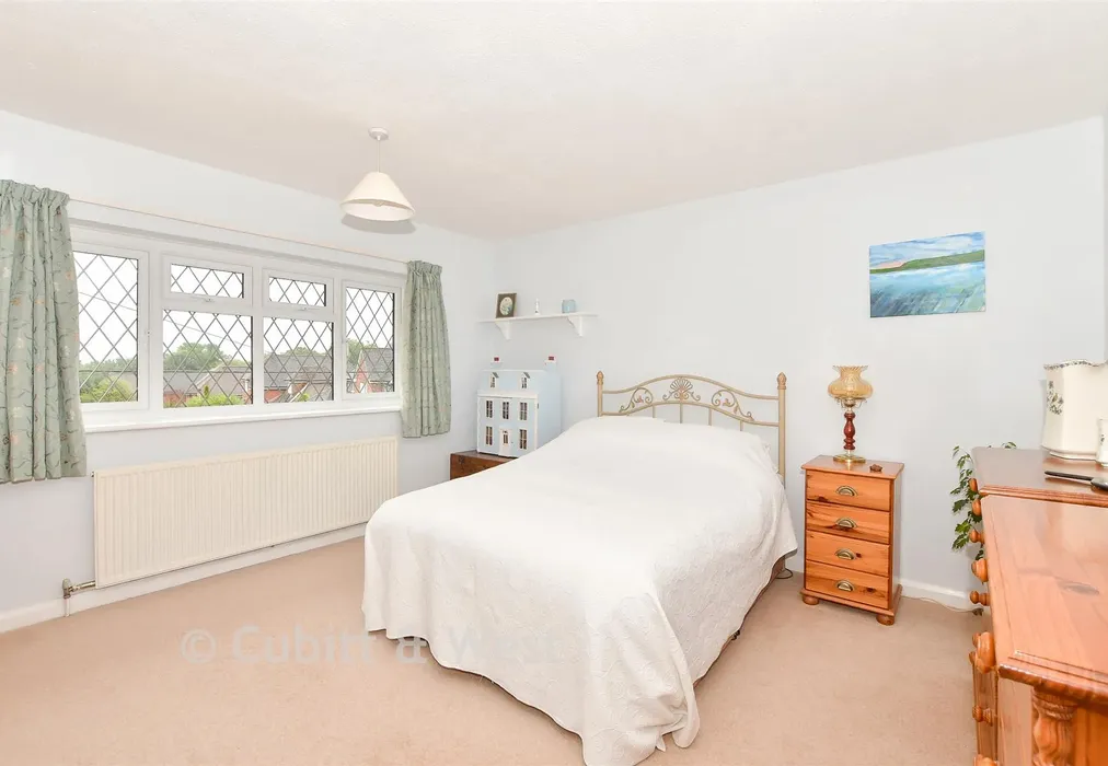 Bedroom 2 - High Street, Buxted, Uckfield, East Sussex - Wards of Kent
