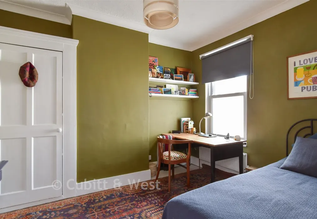 Bedroom 3 - Brading Road, Brighton, East Sussex - Wards of Kent