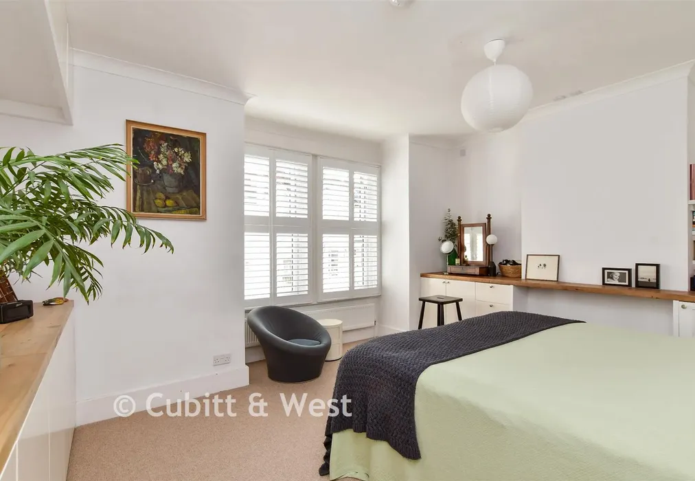 Bedroom 2 - Brading Road, Brighton, East Sussex - Wards of Kent
