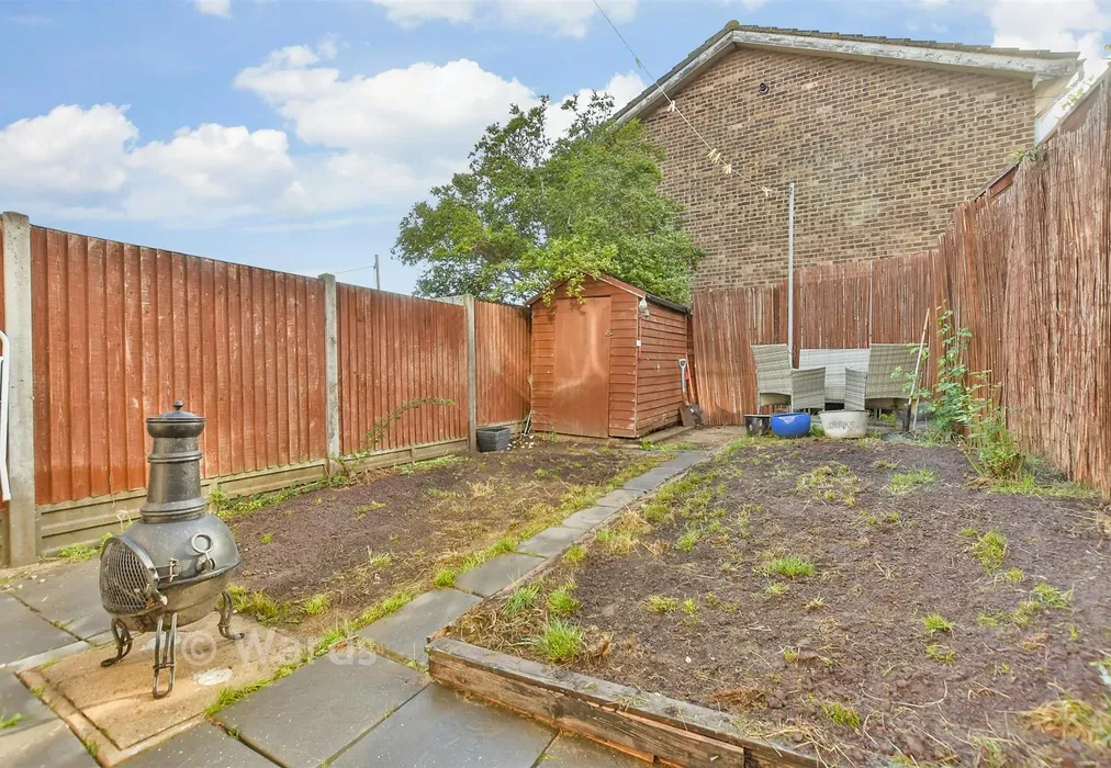 Rear Garden - Raleigh Way, Minster-On-Sea, Kent - Wards of Kent