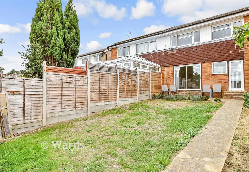 Rear Garden - Clive Road, Sittingbourne, Kent - Wards of Kent