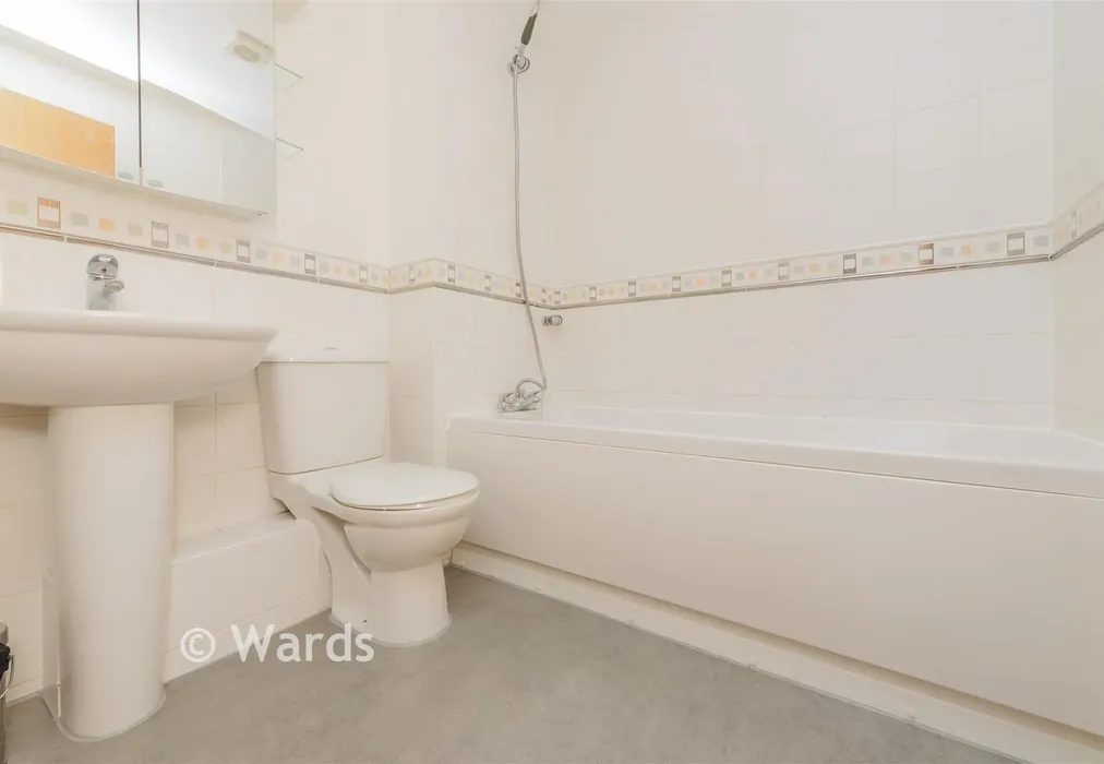 Bathroom - Star Hill, Rochester, Kent - Wards of Kent
