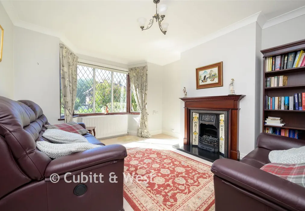 Lounge - Epsom Lane South, Tadworth, Surrey - Wards of Kent