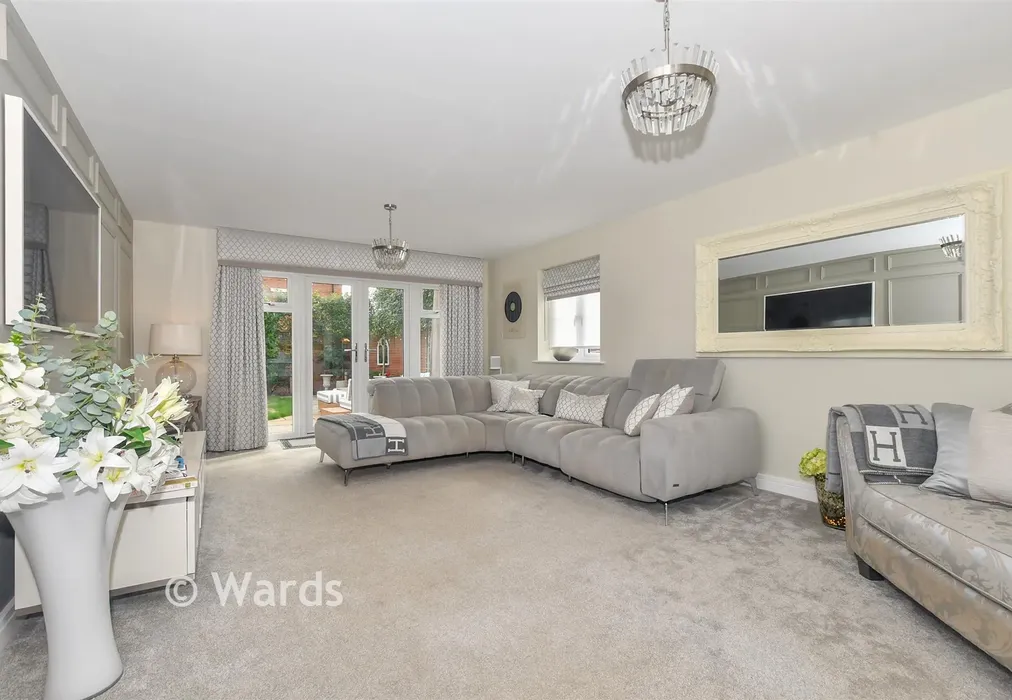 Lounge - The Wickets, Marden, Kent - Wards of Kent