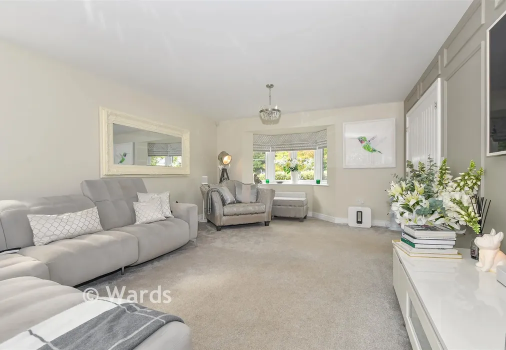 Lounge - The Wickets, Marden, Kent - Wards of Kent