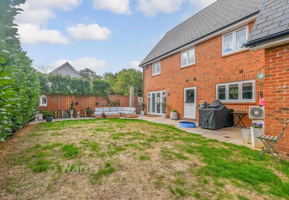 Rear Garden - The Wickets, Marden, Kent - Wards of Kent