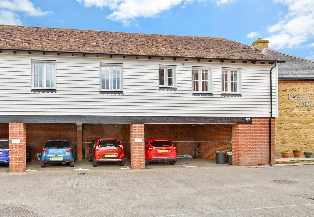 External (Web) - East Street, Faversham, Kent - Wards of Kent