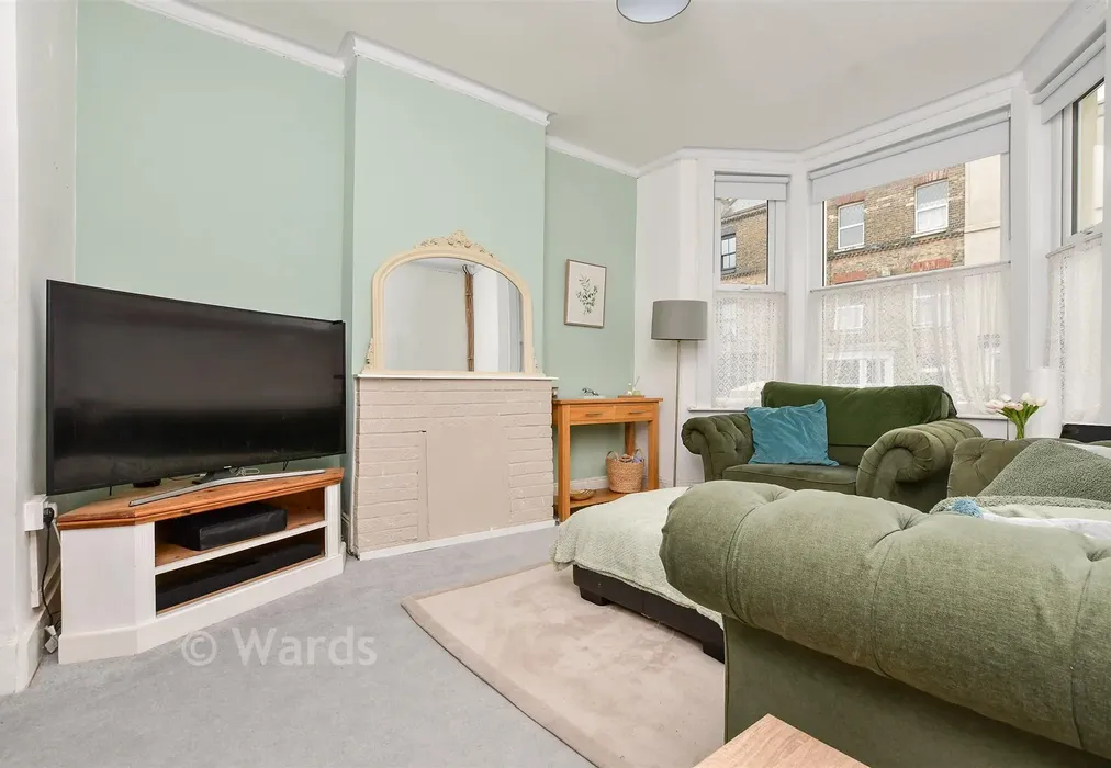 Lounge - Oxford Street, Margate, Kent - Wards of Kent