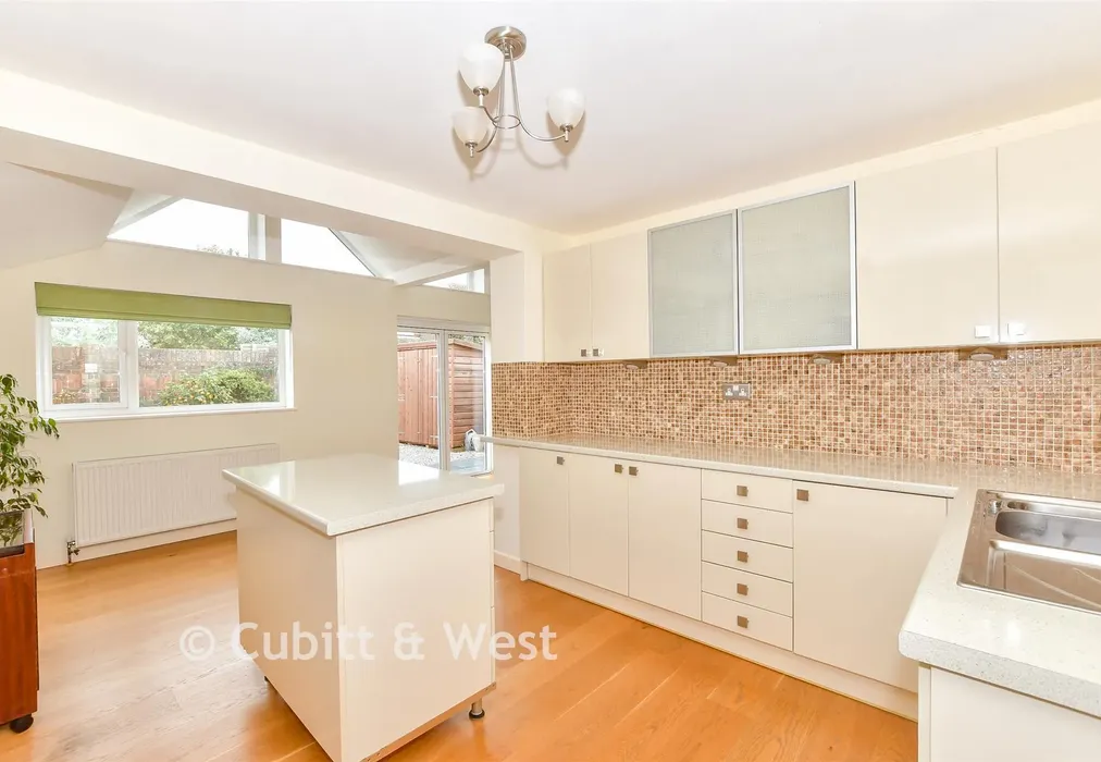 Kitchen - Prinsted Lane, Prinsted, Emsworth, West Sussex - Wards of Kent