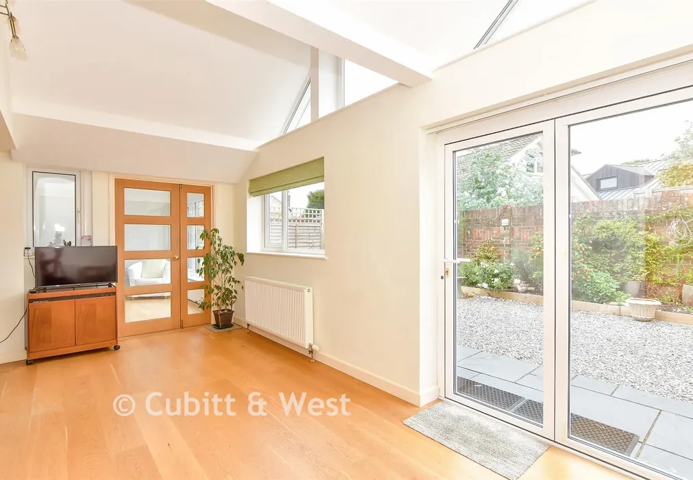Dining Area - Prinsted Lane, Prinsted, Emsworth, West Sussex - Wards of Kent