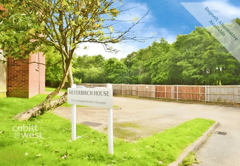Parking - AVAILABLE NOW! Southbrook, Crawley, RH11 - Wards of Kent