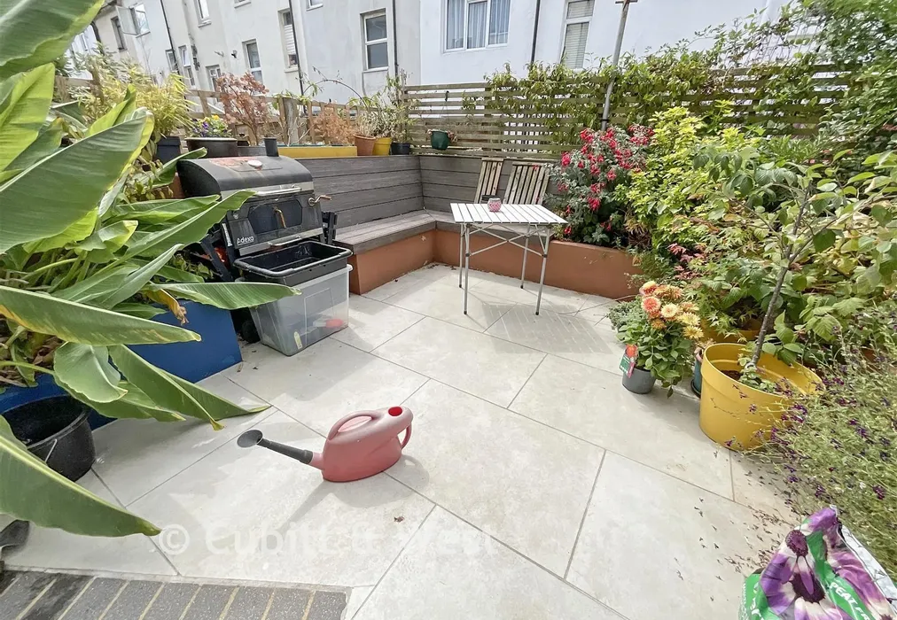 Rear Garden - St. Mary Magdalene Street, Brighton, East Sussex - Wards of Kent
