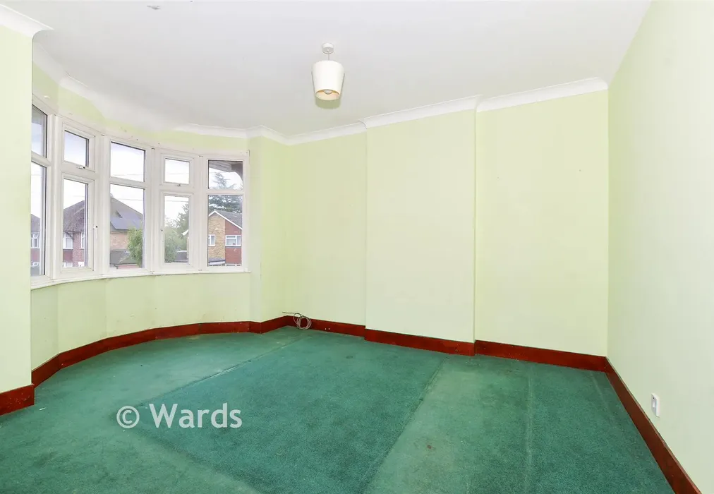 Bedroom 1 - Brockenhurst Avenue, Maidstone, Kent - Wards of Kent