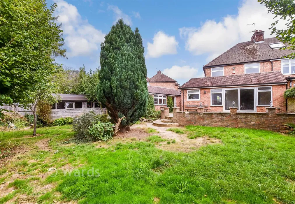 Rear Elevation - Brockenhurst Avenue, Maidstone, Kent - Wards of Kent
