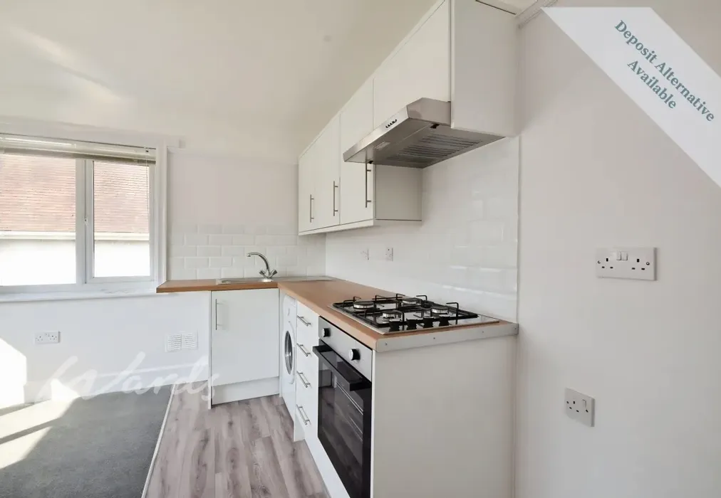 kitchen - Broadfield Road Folkestone CT20 - Wards of Kent