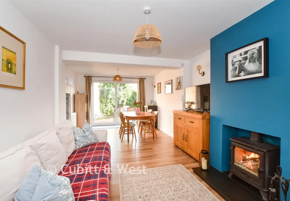 Lounge/ Dining Room - Kennedy Avenue, East Grinstead, West Sussex - Wards of Kent