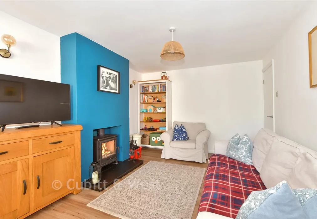 Lounge/ Dining Room - Kennedy Avenue, East Grinstead, West Sussex - Wards of Kent