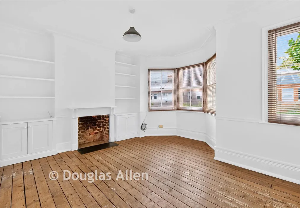Lounge - Edward Road, Walthamstow - Wards of Kent