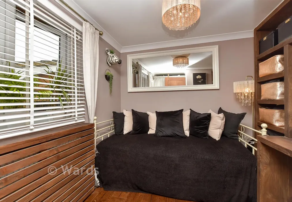 Bedroom 4 - Imperial Avenue, Minster On Sea, Sheerness, Kent - Wards of Kent