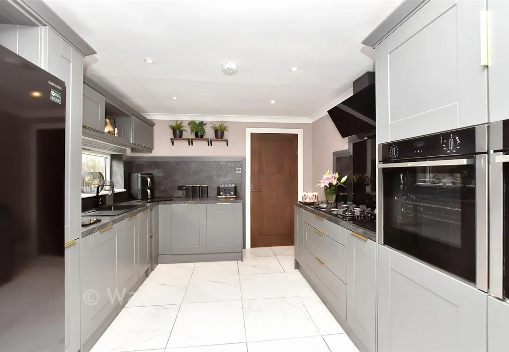 Kitchen - Imperial Avenue, Minster On Sea, Sheerness, Kent - Wards of Kent