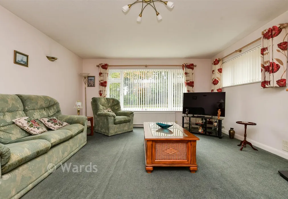Lounge - Dumpton Park Drive, Broadstairs, Kent - Wards of Kent