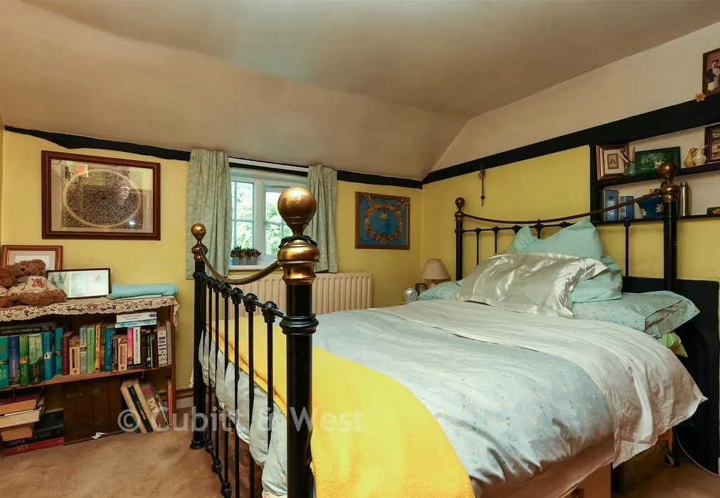 Bedroom 3 - Ifield Street, Ifield, Crawley, West Sussex - Wards of Kent