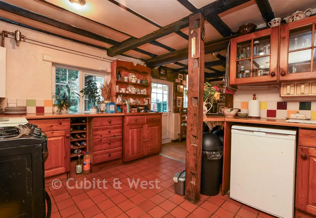 Kitchen/Diner - Ifield Street, Ifield, Crawley, West Sussex - Wards of Kent