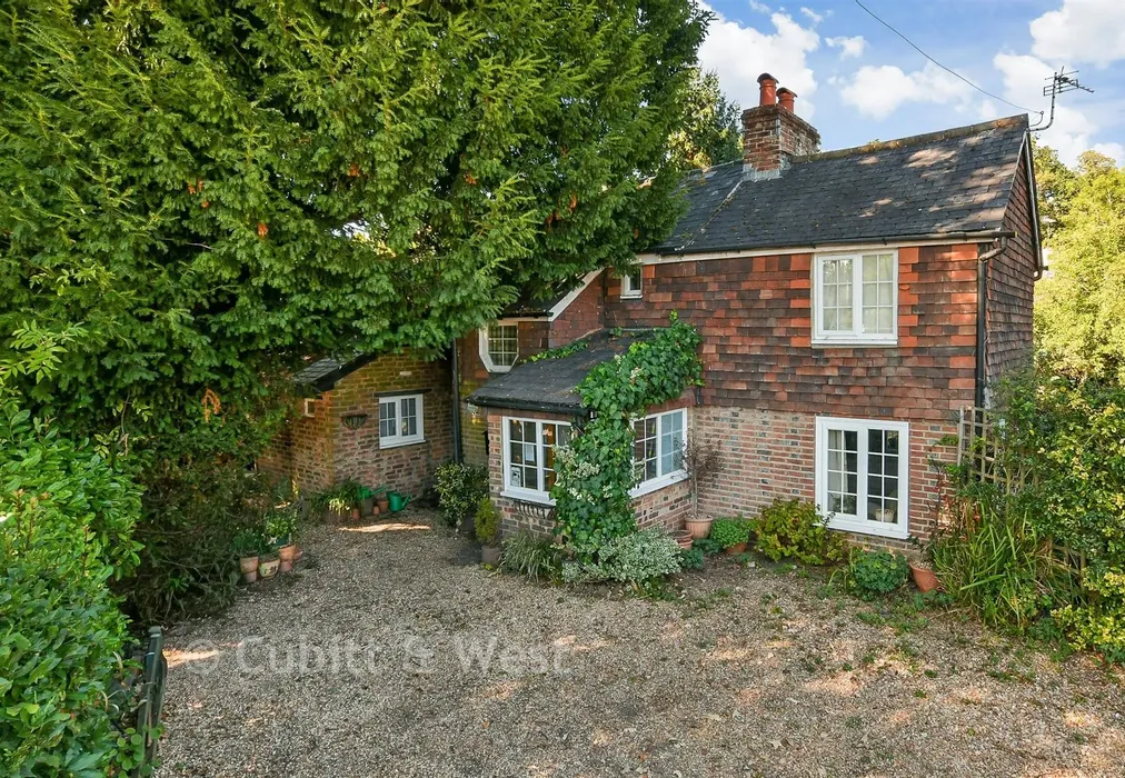 External (Web) - Ifield Street, Ifield, Crawley, West Sussex - Wards of Kent