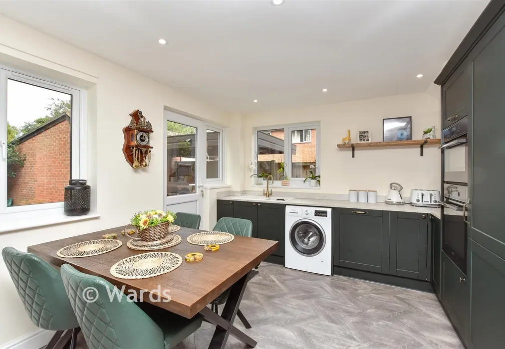 Kitchen/Diner - Sheerways, Faversham, Kent - Wards of Kent