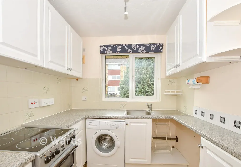 Kitchen - St. Anne's Court, Maidstone, Kent - Wards of Kent