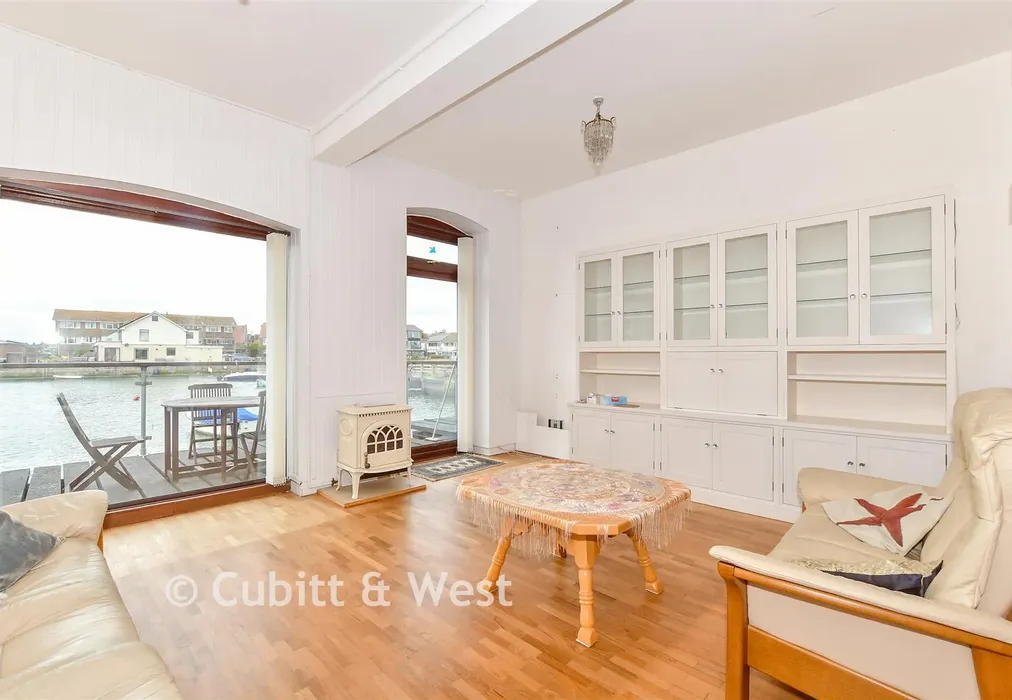 Lounge - Slipper Road, Emsworth, Hampshire - Wards of Kent