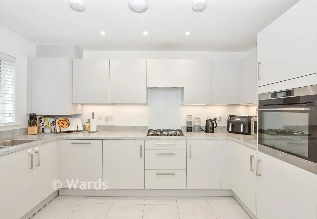 Kitchen - Honeysuckle Way, Coxheath, Maidstone, Kent - Wards of Kent