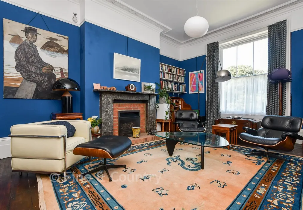 Sitting Room - Bellevue Road, Ramsgate, Kent - Wards of Kent