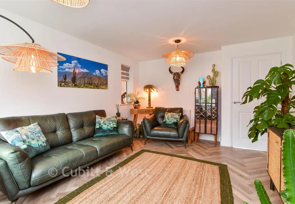 Lounge/ Dining Room - Chaffinch Walk, Peacehaven, East Sussex - Wards of Kent