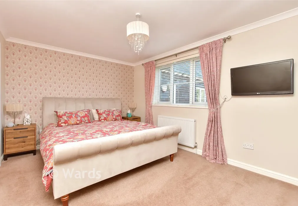 Bedroom 1 - Lower Rochester Road, Rochester, Kent - Wards of Kent