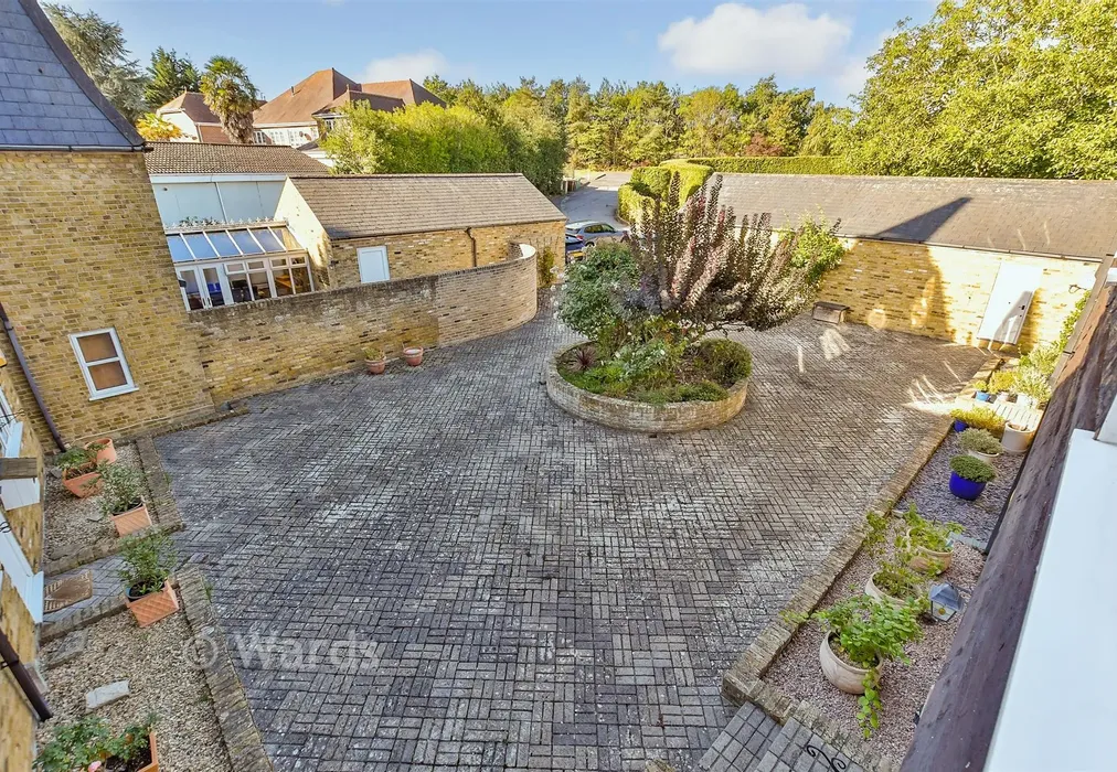 Communal Gardens - Lower Rochester Road, Rochester, Kent - Wards of Kent