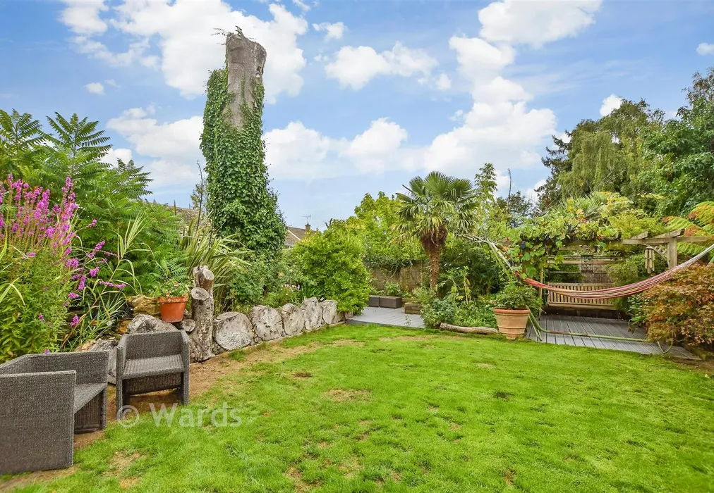 Rear Garden - Haste Hill Close, Boughton Monchelsea, Kent - Wards of Kent