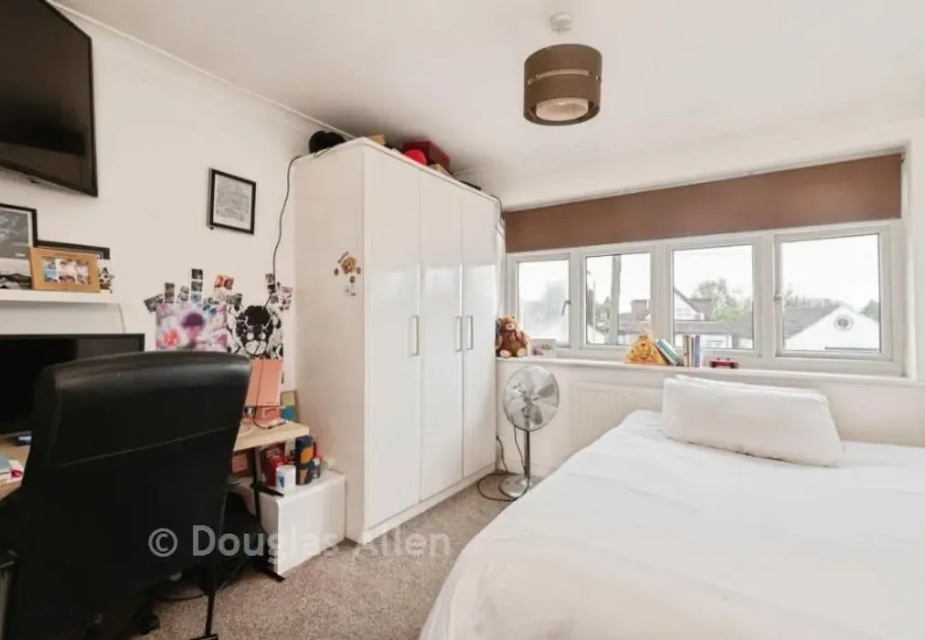 Bedroom 2 - Parsonage Road, Rainham, Essex - Wards of Kent