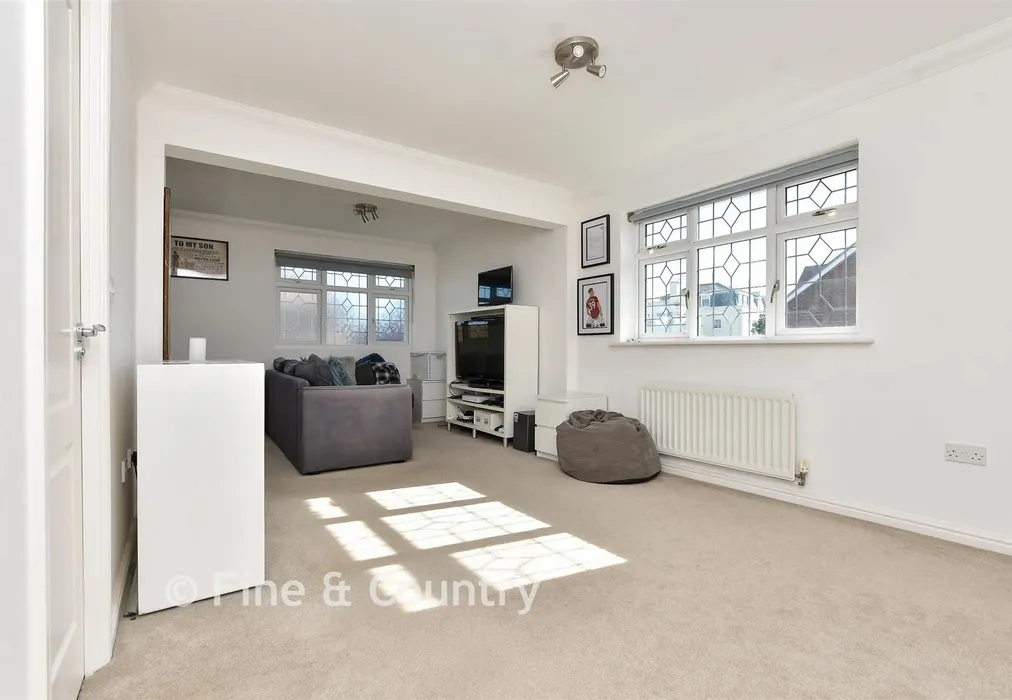 Bedroom 2 - Foreland Heights, Broadstairs, Kent - Wards of Kent