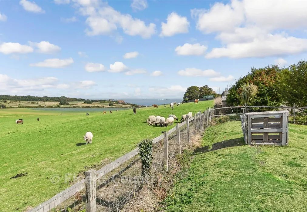Views To Rear - Foreland Heights, Broadstairs, Kent - Wards of Kent