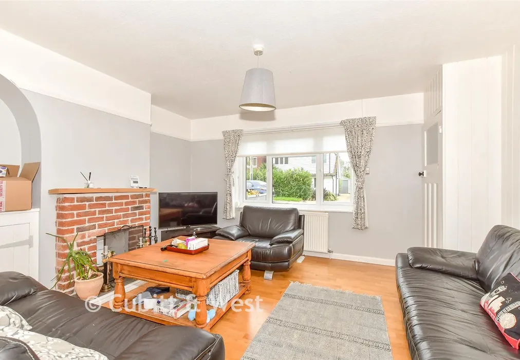 Lounge - Fitzalan Road, Arundel, West Sussex - Wards of Kent