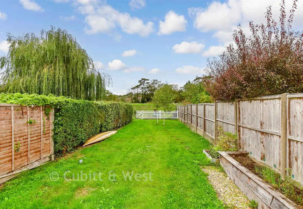Rear Garden - Fitzalan Road, Arundel, West Sussex - Wards of Kent