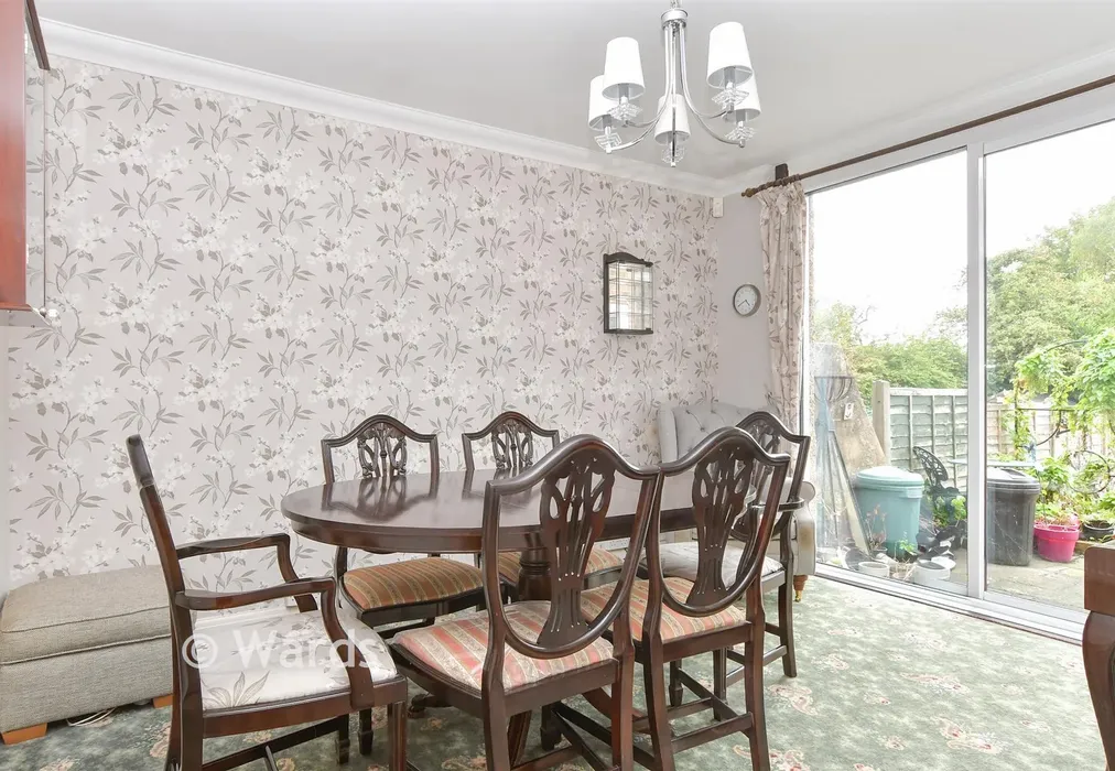 Dining Room - Pattens Lane, Chatham, Kent - Wards of Kent