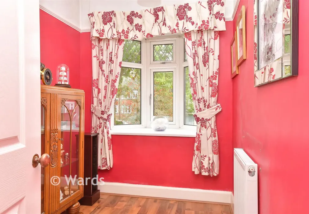 Bedroom 3 - Pattens Lane, Chatham, Kent - Wards of Kent