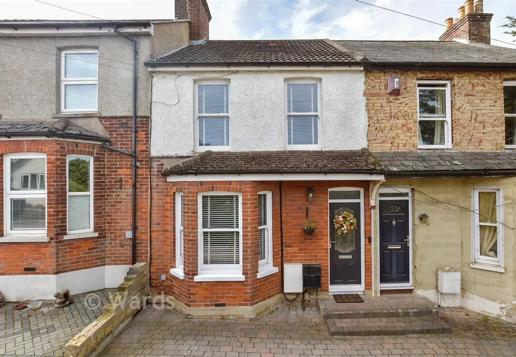 External Front Web.... - New Road, Eythorne, Dover, Kent - Wards of Kent