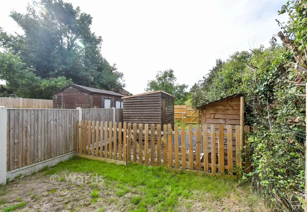Workshop/Outbuildings - New Road, Eythorne, Dover, Kent - Wards of Kent